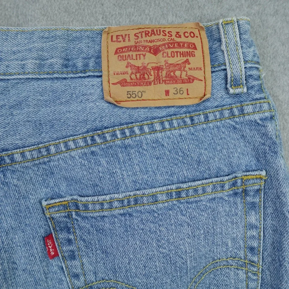 Levis 550 Shorts Mens 36 Blue Relaxed Fit Denim Jean Cutoff Casual